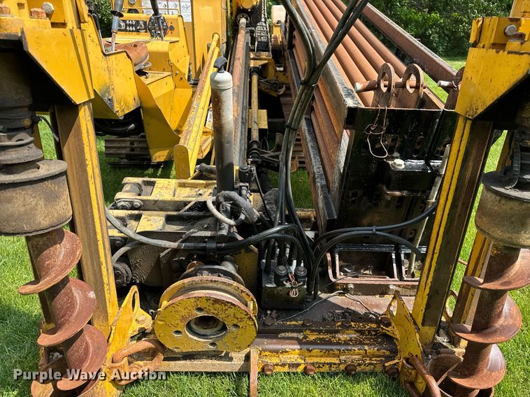 image for item DH9988 2004 Vermeer D24X40A directional boring unit