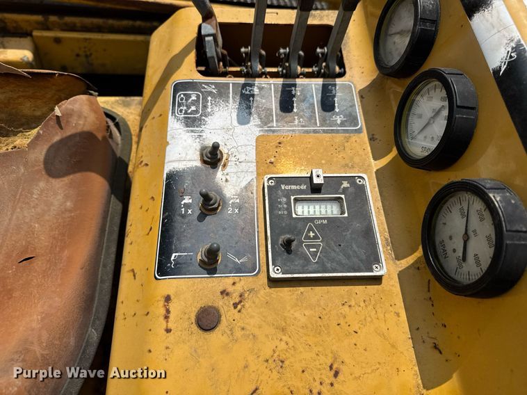 image for item DH9988 2004 Vermeer D24X40A directional boring unit