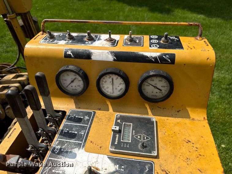 image for item DH9988 2004 Vermeer D24X40A directional boring unit