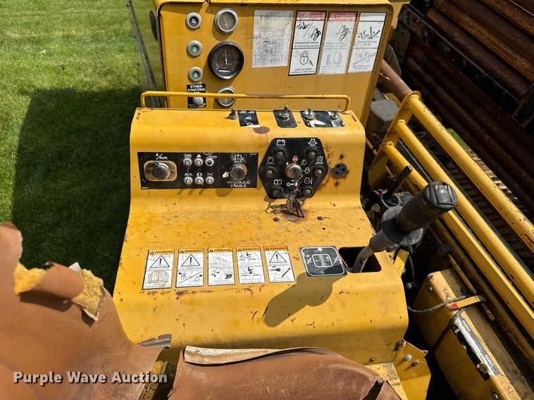image for item DH9988 2004 Vermeer D24X40A directional boring unit