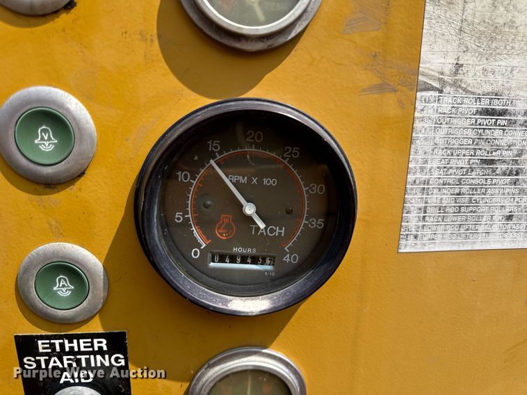 image for item DH9988 2004 Vermeer D24X40A directional boring unit