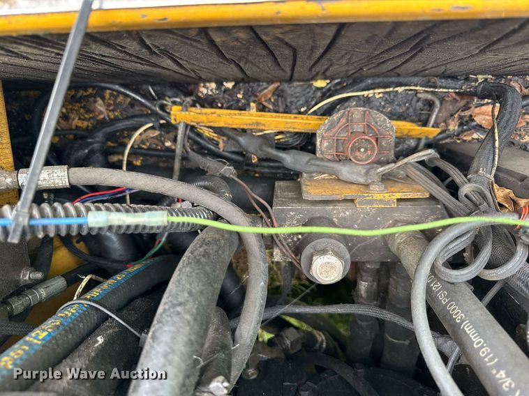 image for item DH9988 2004 Vermeer D24X40A directional boring unit