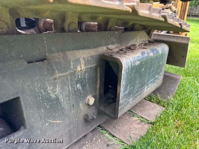 image for item DH9988 2004 Vermeer D24X40A directional boring unit