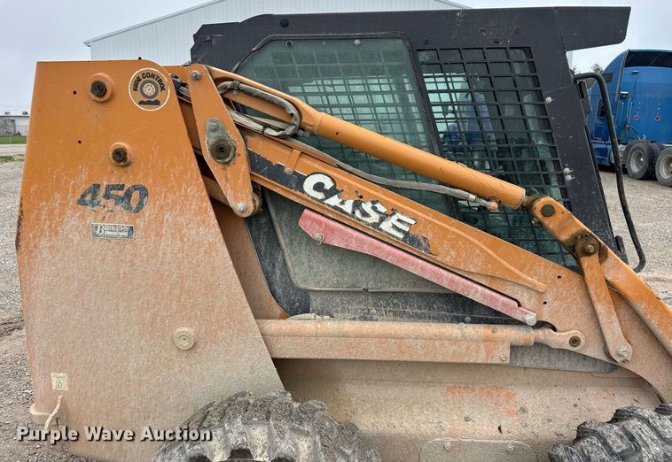 image for item DH9999 2007 Case 450 skid steer loader