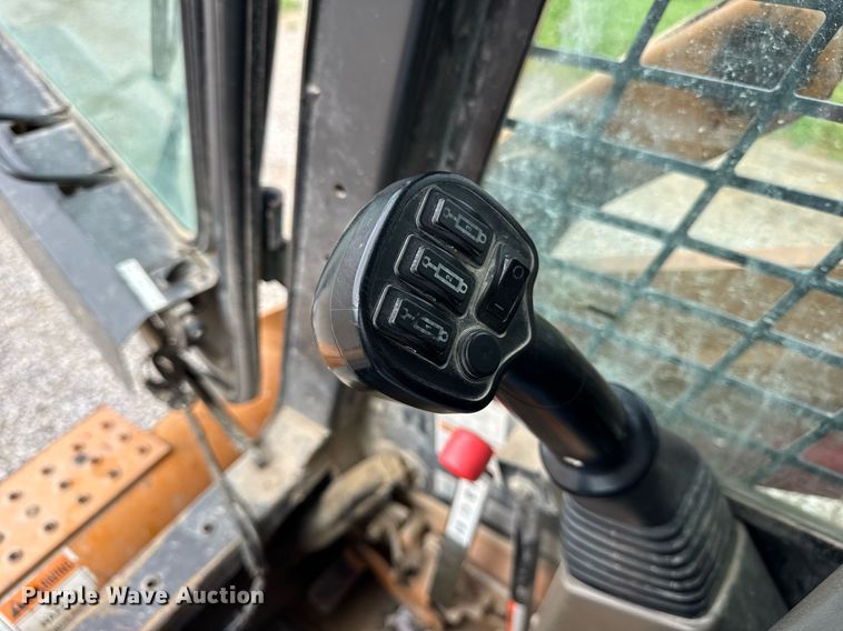 image for item DH9999 2007 Case 450 skid steer loader