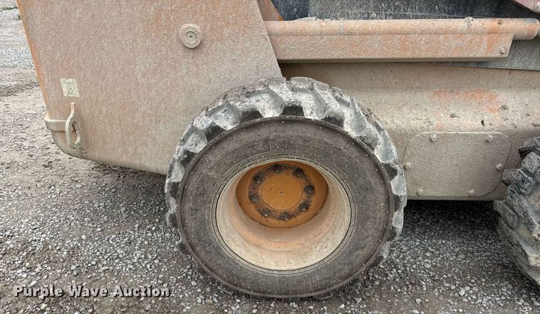 image for item DH9999 2007 Case 450 skid steer loader