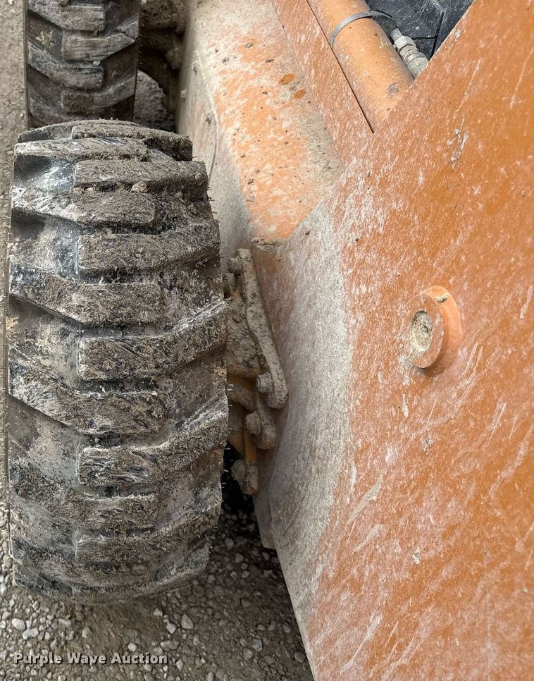 image for item DH9999 2007 Case 450 skid steer loader