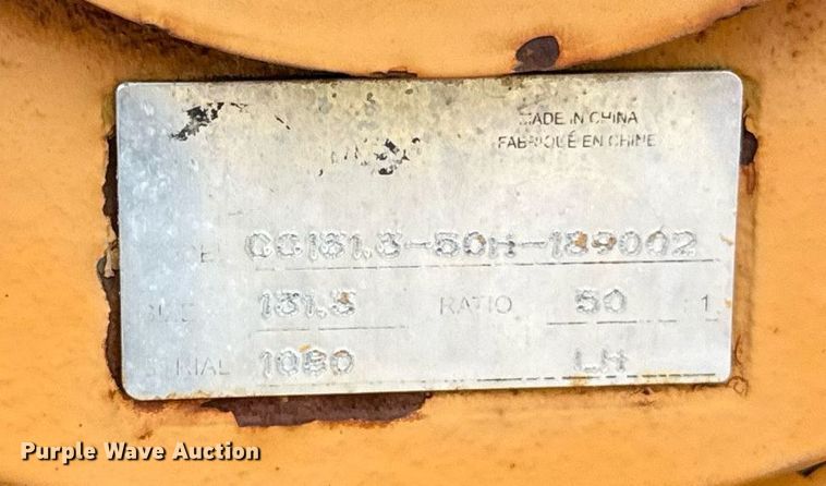 image for item DI5770 Henderson spreader