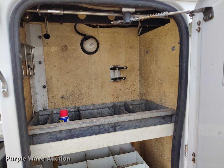 image for item DP4985 2009 GMC C8500 cable placer bucket truck