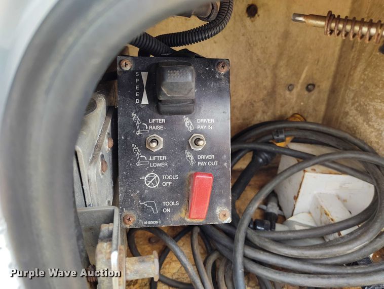 image for item DP4985 2009 GMC C8500 cable placer bucket truck