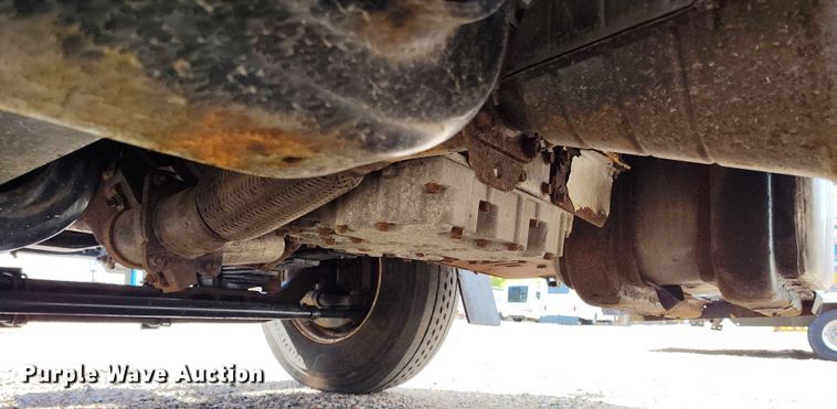 image for item DP4985 2009 GMC C8500 cable placer bucket truck