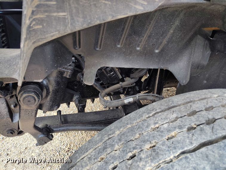 image for item DP4985 2009 GMC C8500 cable placer bucket truck