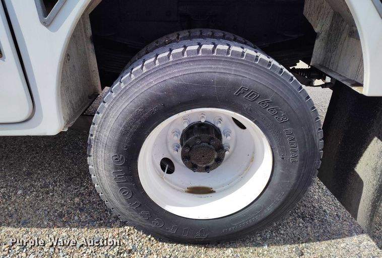 image for item DP4985 2009 GMC C8500 cable placer bucket truck