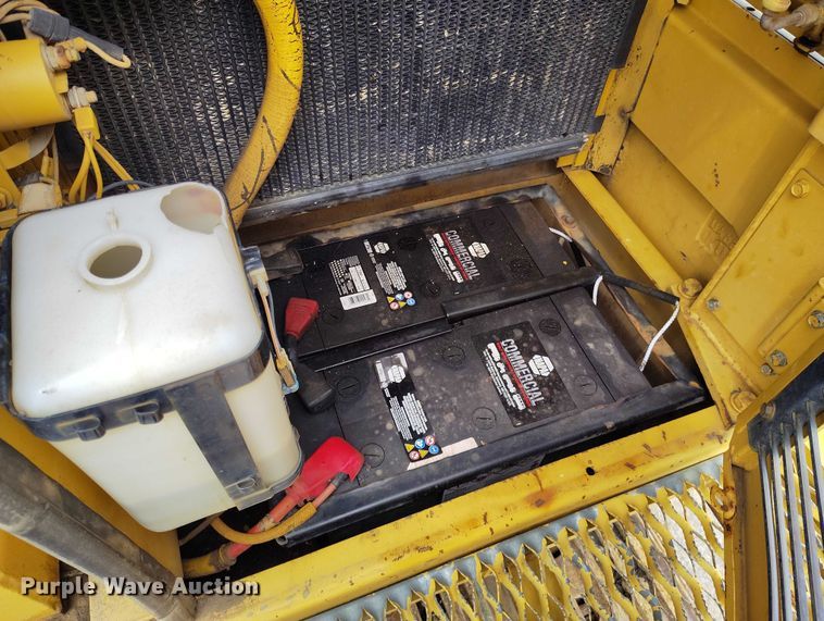 image for item DP4986 1987 Caterpillar 229 excavator