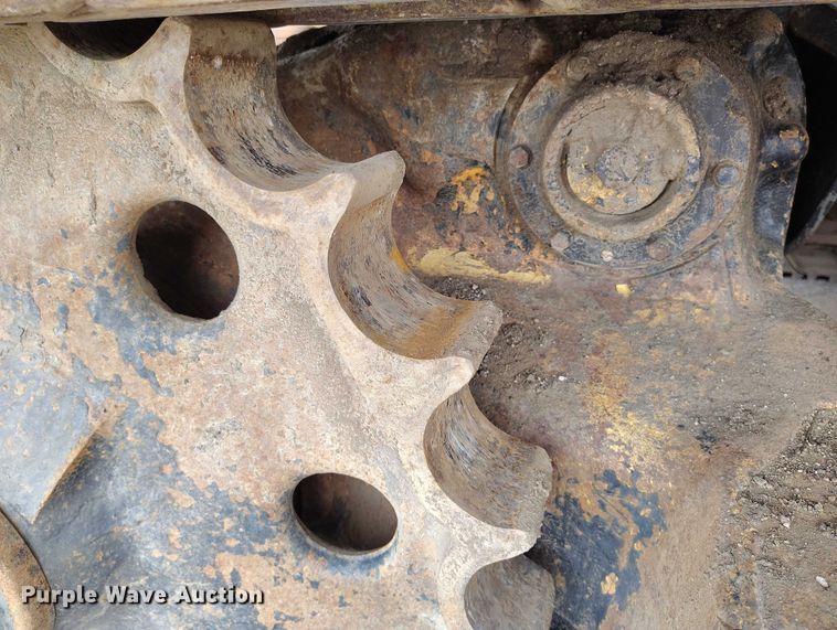 image for item DP4986 1987 Caterpillar 229 excavator