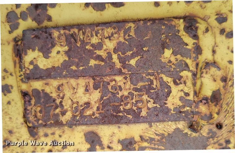 image for item DP4986 1987 Caterpillar 229 excavator