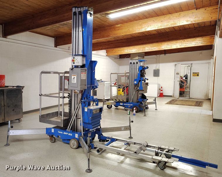 image for item DP4992 2016 Genie AWP-36S vertical lift
