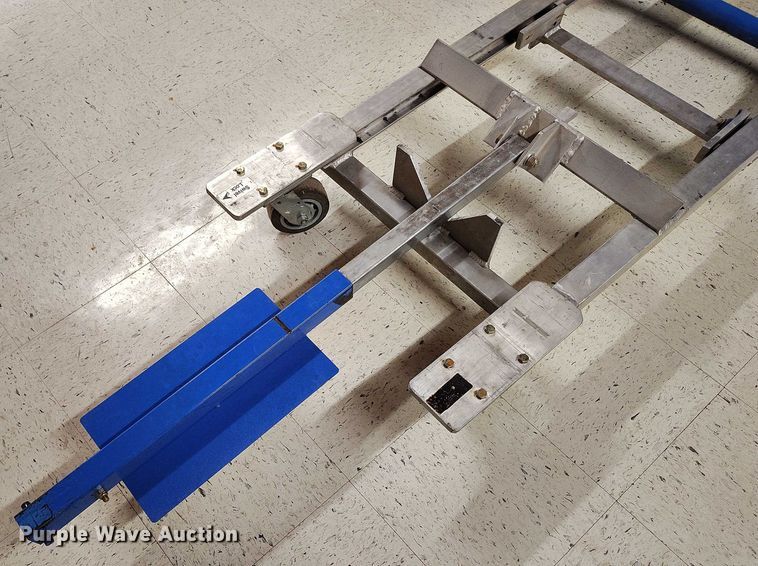 image for item DP4992 2016 Genie AWP-36S vertical lift