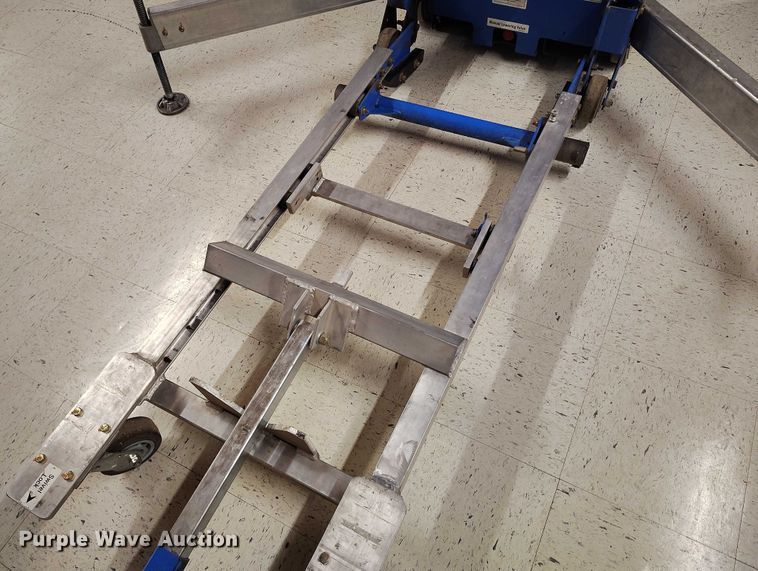 image for item DP4992 2016 Genie AWP-36S vertical lift