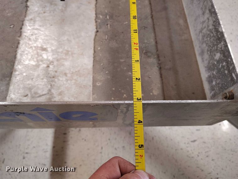 image for item DP4992 2016 Genie AWP-36S vertical lift