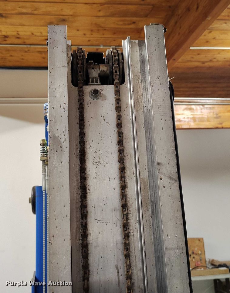 image for item DP4994 1997 Genie AWP-30S vertical lift