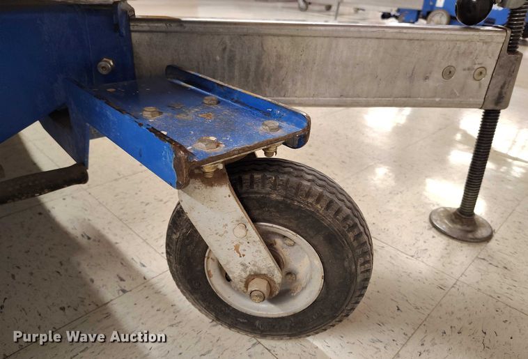 image for item DP4994 1997 Genie AWP-30S vertical lift