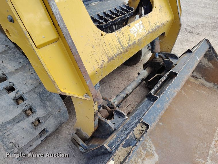 image for item DP5005 2018 Caterpillar 259D tracked skid steer loader