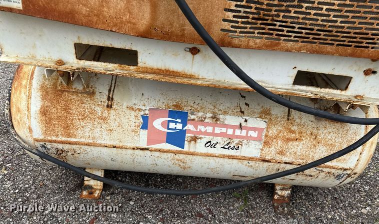 image for item DR2799 Champion air compressor