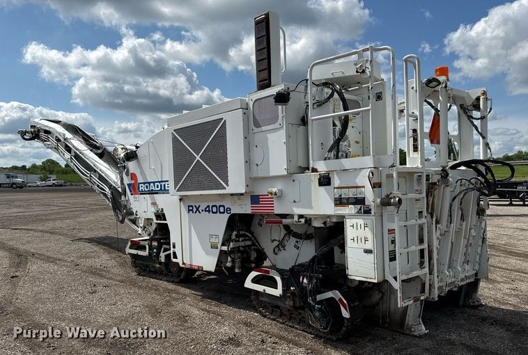 image for item DR2803 2011 Roadtec RX-400E milling machine