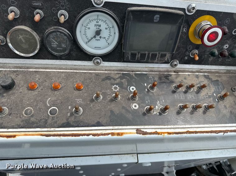 image for item DR2803 2011 Roadtec RX-400E milling machine