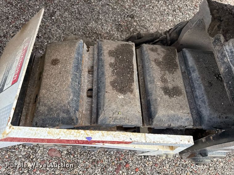 image for item DR2803 2011 Roadtec RX-400E milling machine