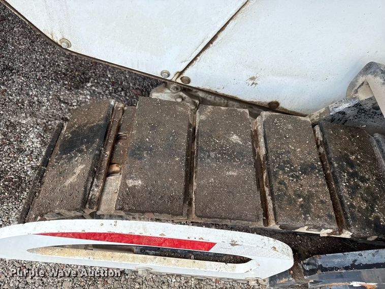 image for item DR2803 2011 Roadtec RX-400E milling machine