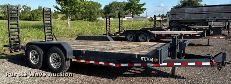 image for item DR2817 2003 Eagle equipment trailer