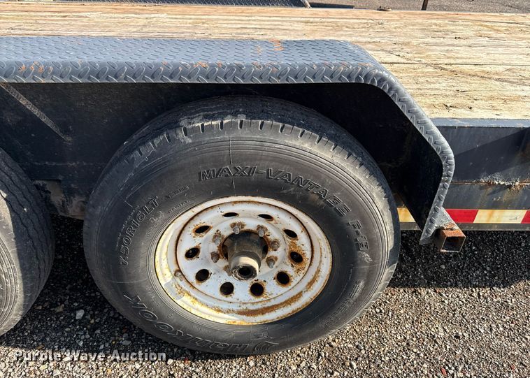 image for item DR2817 2003 Eagle equipment trailer