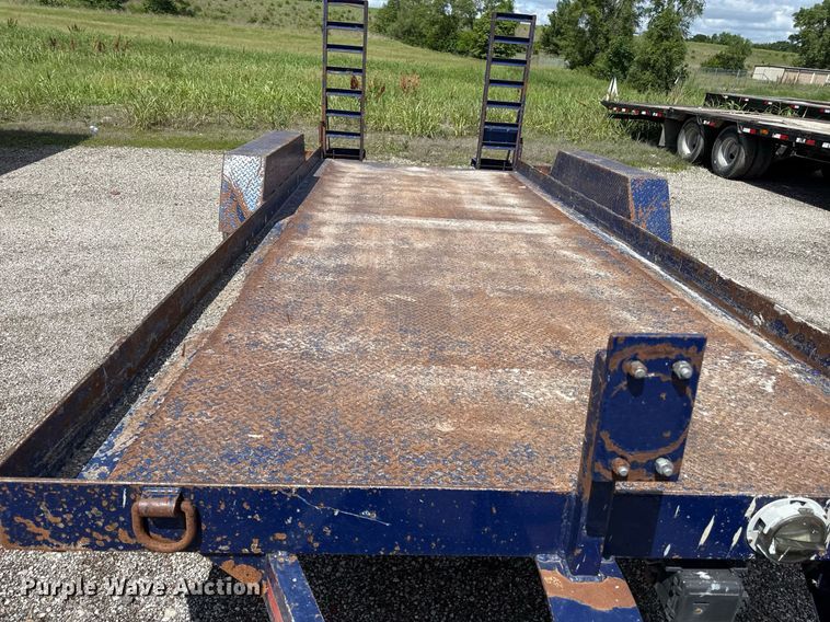 image for item DR2822 2014 Roadhog equipment trailer