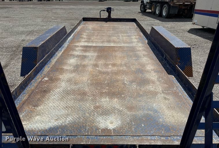 image for item DR2822 2014 Roadhog equipment trailer