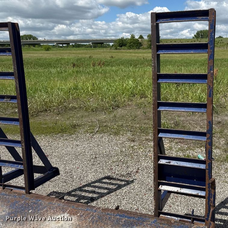 image for item DR2822 2014 Roadhog equipment trailer