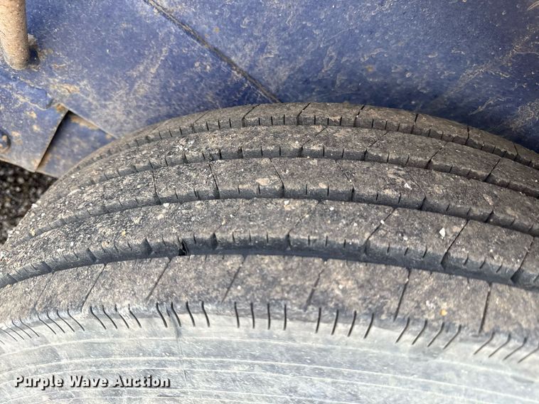 image for item DR2822 2014 Roadhog equipment trailer