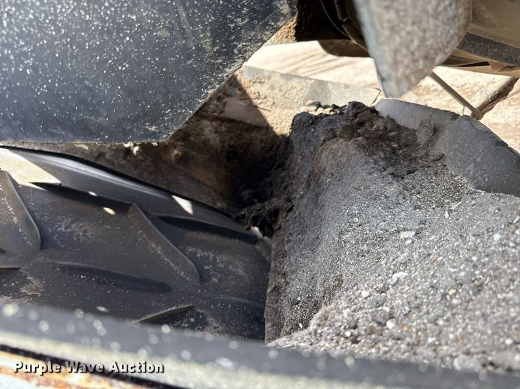 image for item DR2823 2012 Roadtec RX600E milling machine