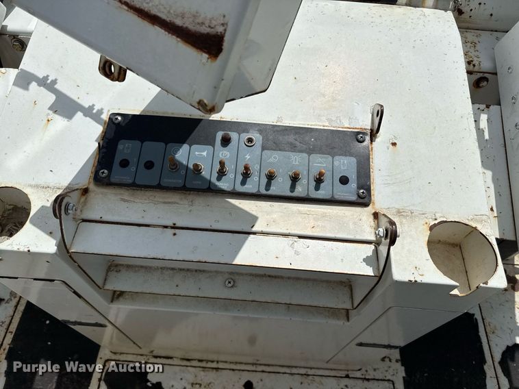 image for item DR2823 2012 Roadtec RX600E milling machine