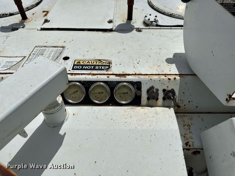 image for item DR2823 2012 Roadtec RX600E milling machine