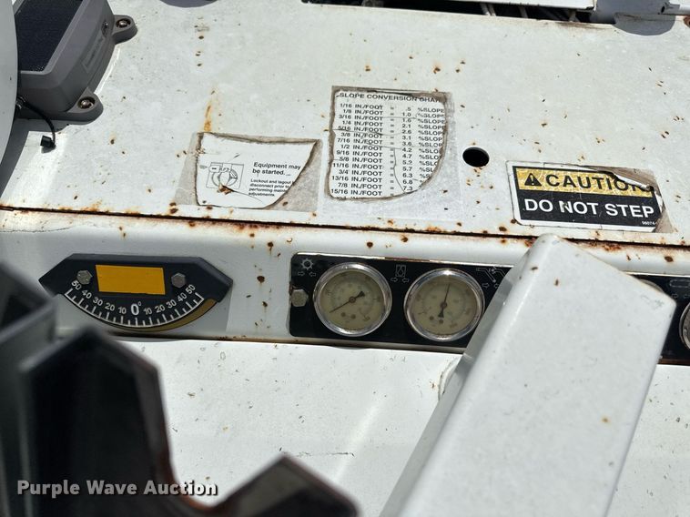 image for item DR2823 2012 Roadtec RX600E milling machine