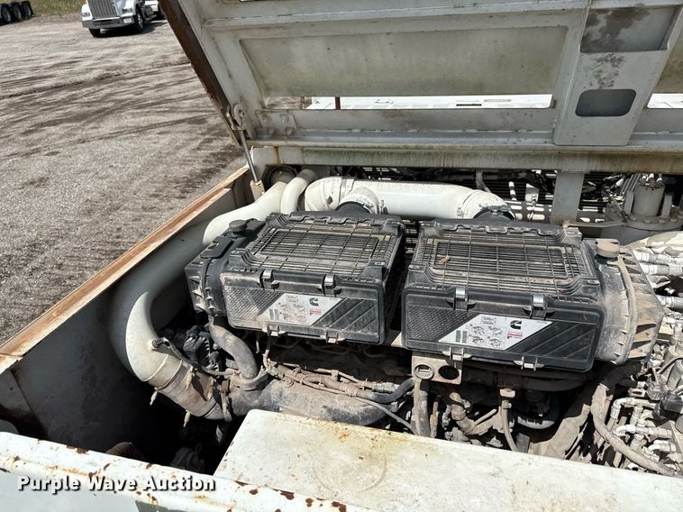 image for item DR2823 2012 Roadtec RX600E milling machine