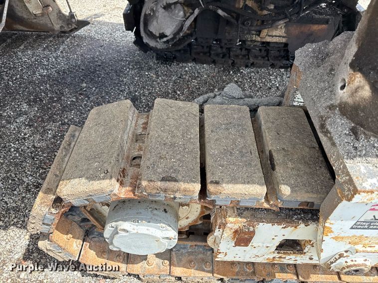 image for item DR2823 2012 Roadtec RX600E milling machine