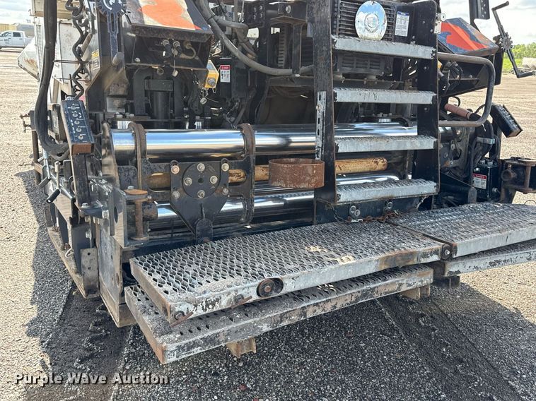 image for item DR2824 2013 Roadtec RP-175 paver