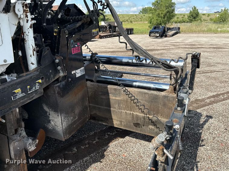 image for item DR2824 2013 Roadtec RP-175 paver