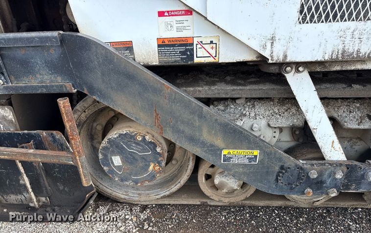 image for item DR2824 2013 Roadtec RP-175 paver