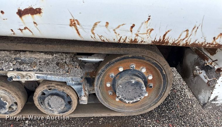 image for item DR2824 2013 Roadtec RP-175 paver