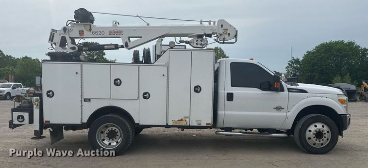 image for item DS3693 2015 Ford F550 utility / service truck