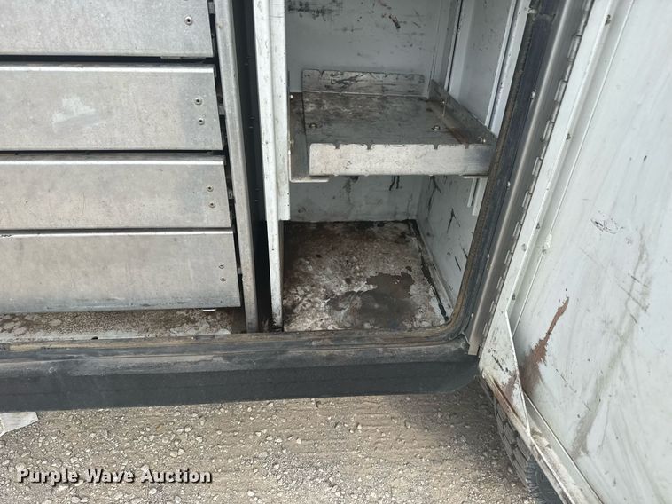 image for item DS3693 2015 Ford F550 utility / service truck